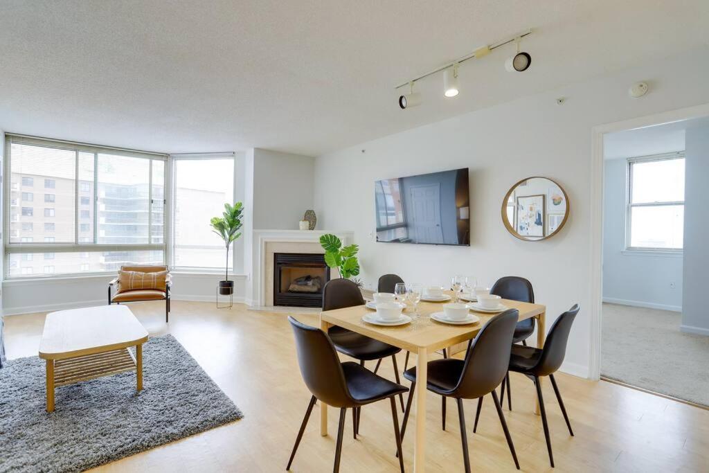 Fantastic 2 Bedroom Condo At Ballston With Gym Arlington Esterno foto